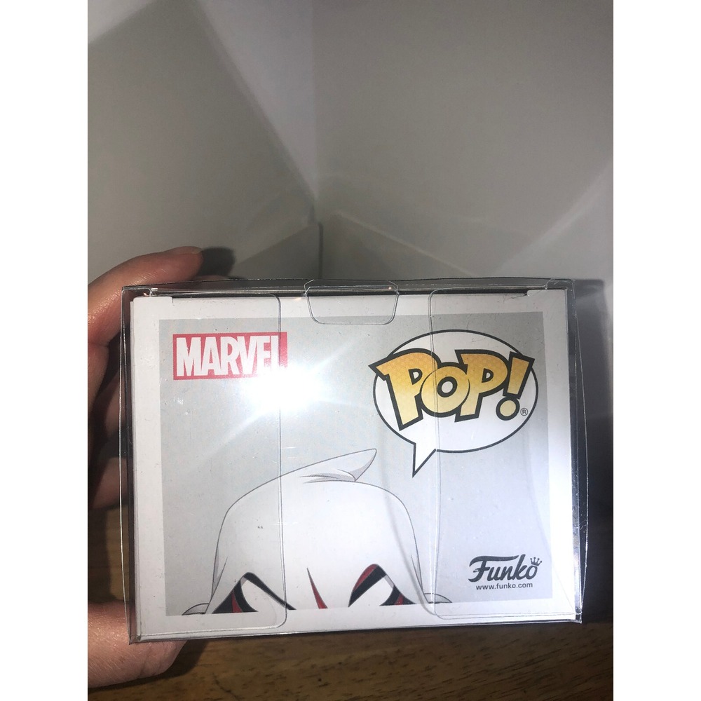 Funko Pop Marvel Infinity Warps Arach-Knight 681 Walgreens Exclusive GITD - Picture 5 of 6